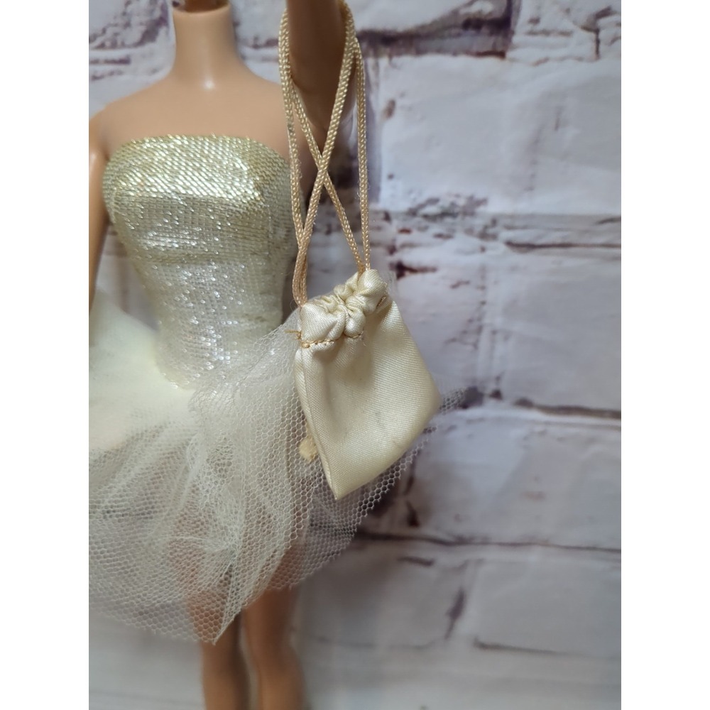 Vintage Barbie Ballerina Outfit Silver Tutu, Black Leotard, Ballet Shoe & Bag - Picture 5 of 10